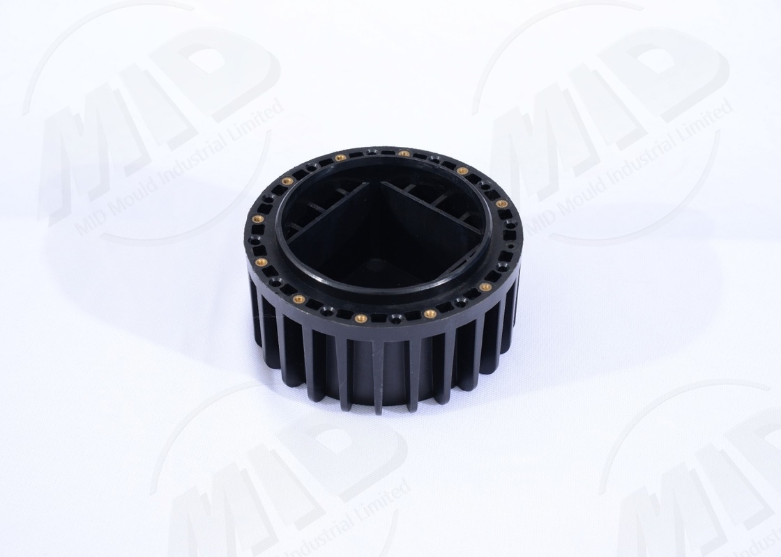 Heat Resistant Automotive Plastic Mould Durable Lightweight Car Parts Mould With Metal Inserts