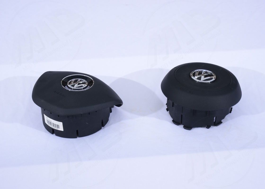 Automotive Steering Wheel Logo Mold PC ABS 300K Shots