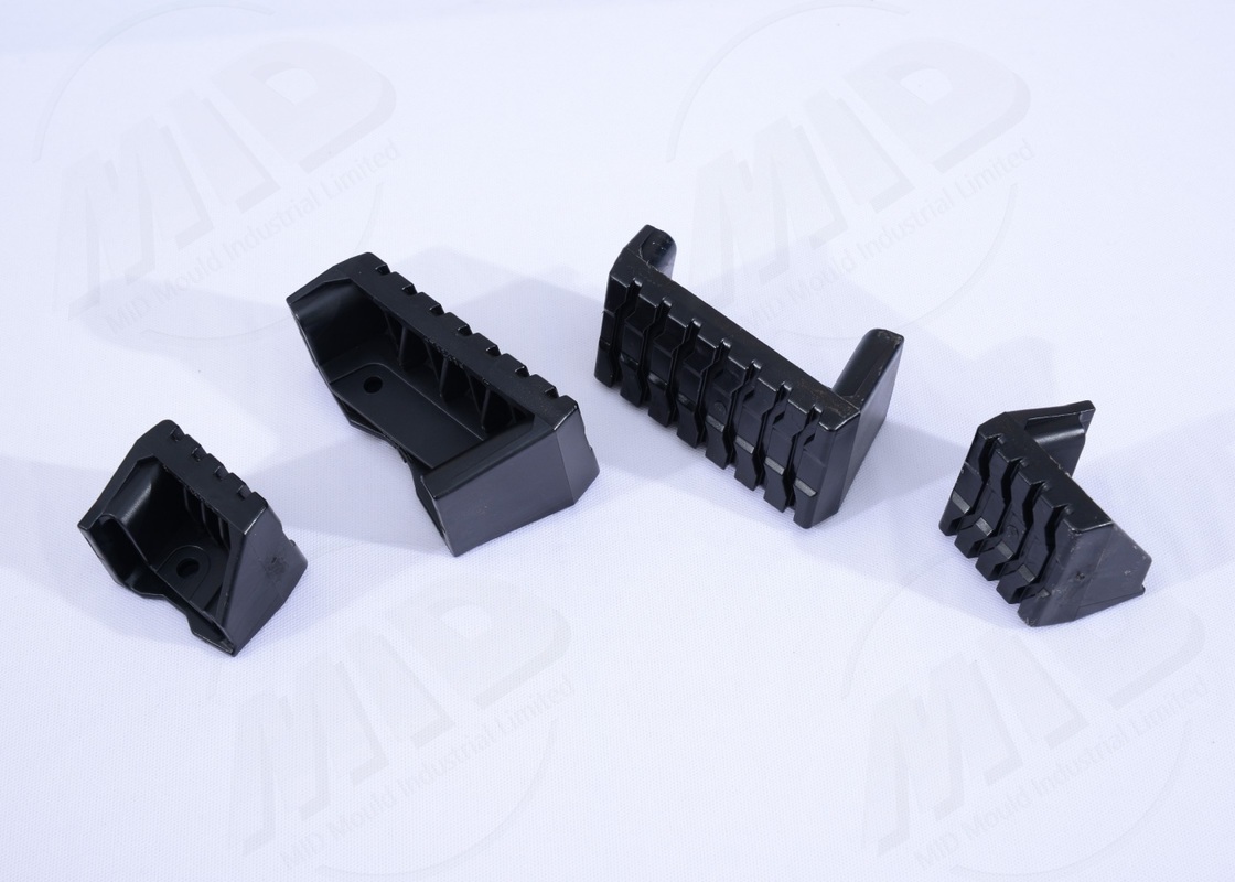 Custom Industrial Injection Molding Wear Resistant Plastic Clamp Holder OEM With Teeth Slot
